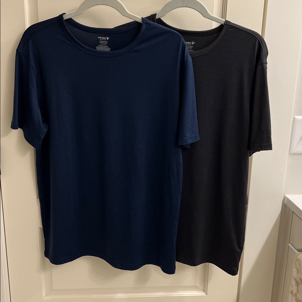 Old Navy Boys Cloud Motion active t shirt pack of 2